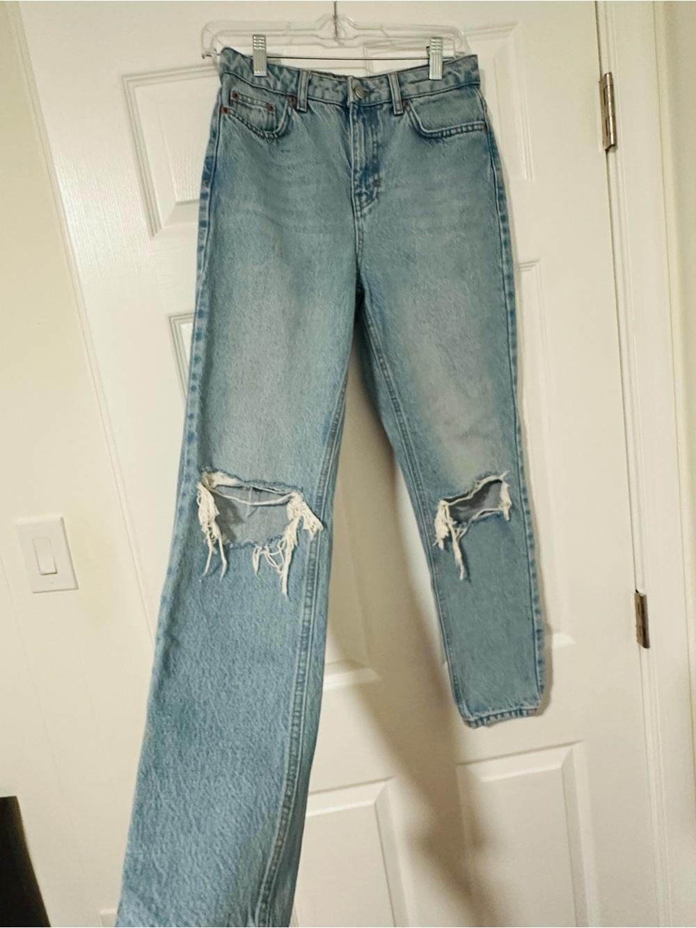 Light Blue Distressed Women's Jeans